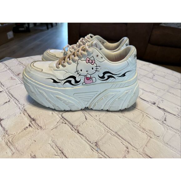 Bershka Hello Kitty Size 38 Platform Sneakers White Kawaii Whimsigoth E-Girl Y2K - Picture 3 of 15